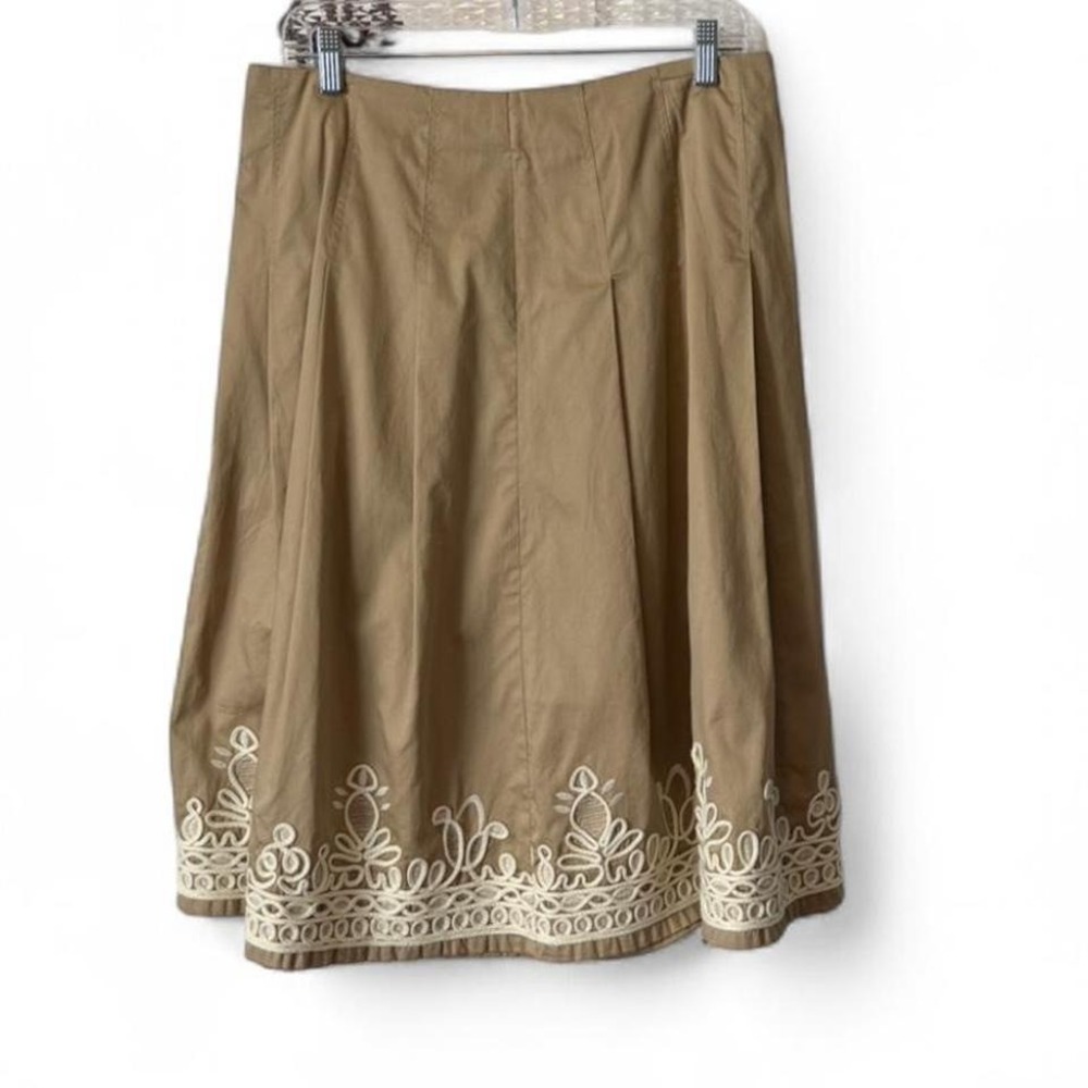 Jones New York Tan Pleated‎ Embroidered Skirt